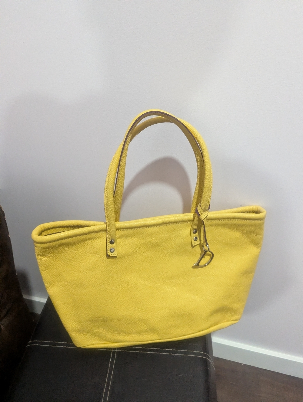 Dimoni Sunny Yellow Leather Tote Bag with Top Handlesimon